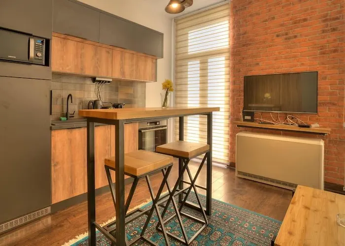 Knez Central Apartment